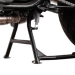 SW-MOTECH κεντρικό σταντ για Honda CB1300 & CB1300 S σε μαύρο χρώμα, με ανθεκτική κατασκευή από ατσάλι και εύκολη τοποθέτηση.