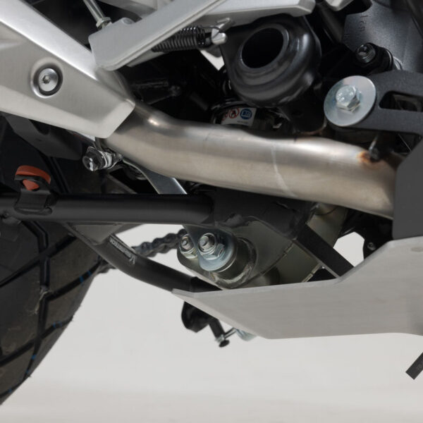 Κεντρικό σταντ SW-MOTECH για HONDA NC750X τοποθετημένο στη μοτοσυκλέτα
