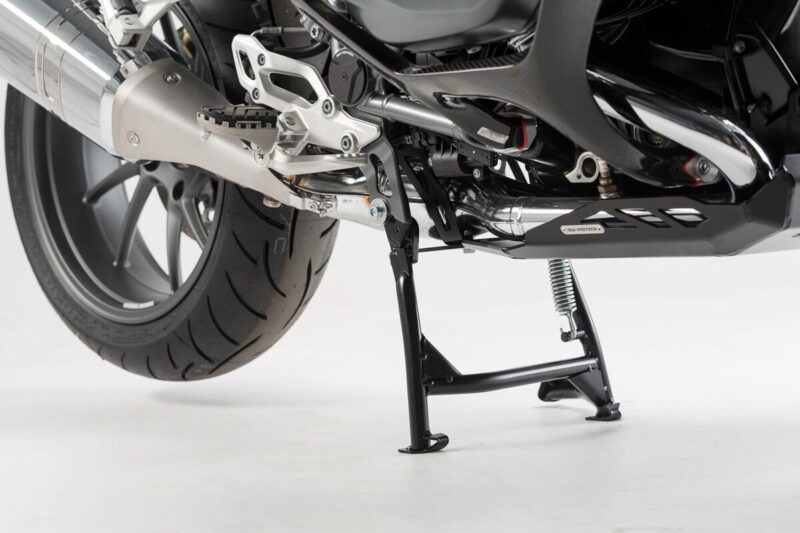 W-MOTECH κεντρικό σταντ για BMW R1200/R1250 R & RS, σε μαύρο χρώμα με στιβαρή ατσάλινη κατασκευή και εύκολη τοποθέτηση.