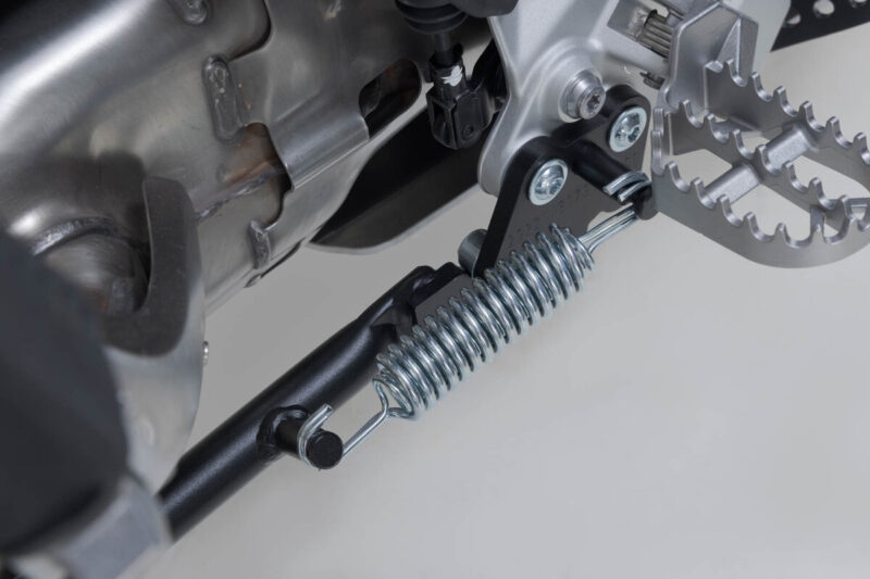SW-MOTECH κεντρικό σταντ για BMW F 850 GS/Adv και F 900 GS σε μαύρο χρώμα