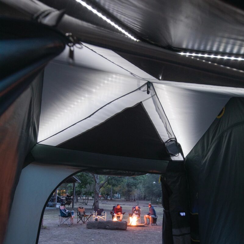 Αυτόματη Σκηνή 12 Ατόμων OZTRAIL Fast Frame Lumos 12P με LED & BlockOut