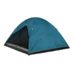 Σκηνή 3 Ατόμων Oztrail Tasman σε μπλε χρώμα στημένη σε χώρο κατασκήνωσης
