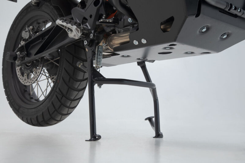Κεντρικό σταντ για KTM 890 Adventure από SW-MOTECH – αντοχή, σταθερότητα και plug & play εγκατάσταση.