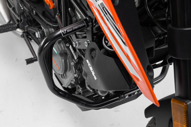 Μαύρα κάγκελα SW-MOTECH για KTM 125 & 200 Duke