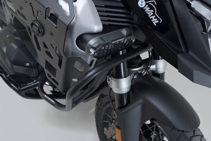 Upper crash bar BMW R 1300 GS μαύρος από ατσάλι – SW-Motech