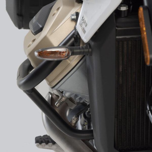 SW-MOTECH προστατευτικά κάγκελα για Moto Guzzi V100 Mandello / Stelvio – Μαύρα