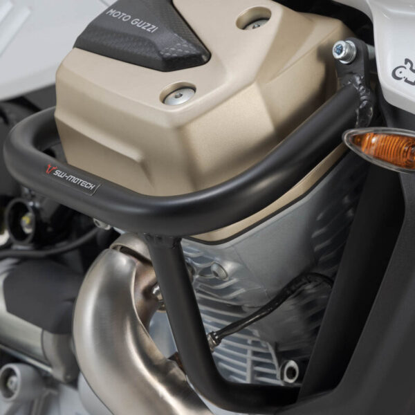 SW-MOTECH προστατευτικά κάγκελα για Moto Guzzi V100 Mandello / Stelvio – Μαύρα