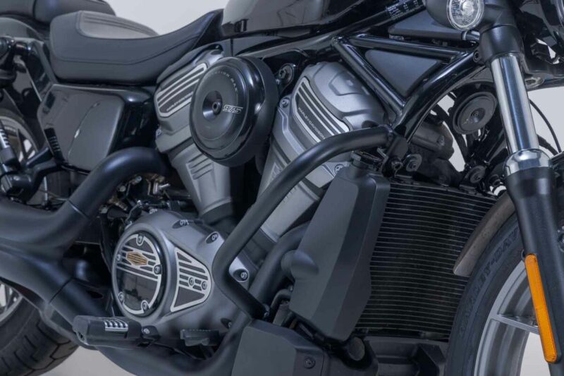 sbl_18_096_10000_b_2_xl SW-MOTECH προστατευτικά κάγκελα για Harley-Davidson Nightster / Special – Μαύρα