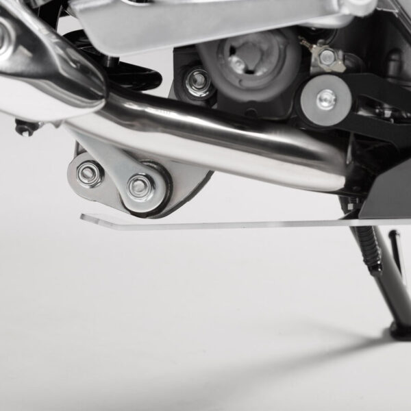 Προστατευτική ποδιά SW-MOTECH για Honda NC750 DCT – Ασημί με μαύρα πλαϊνά