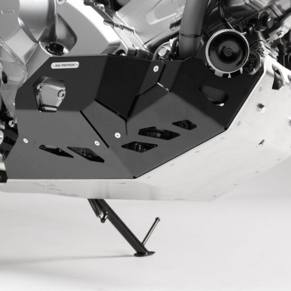 Προστατευτική ποδιά SW-MOTECH για Honda NC750 DCT – Ασημί με μαύρα πλαϊνά