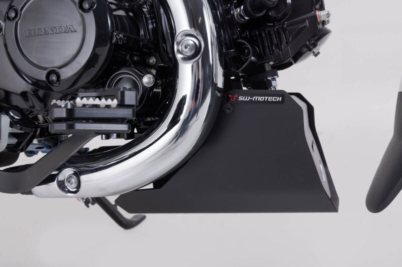 SW-MOTECH Προστατευτική Ποδιά Honda Dax 125 – Μαύρο / Ασημί