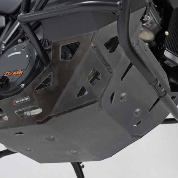 Ποδιά κινητήρα SW-MOTECH μαύρη για KTM 1290 Super Adventure – ανθεκτική και ειδικά σχεδιασμένη