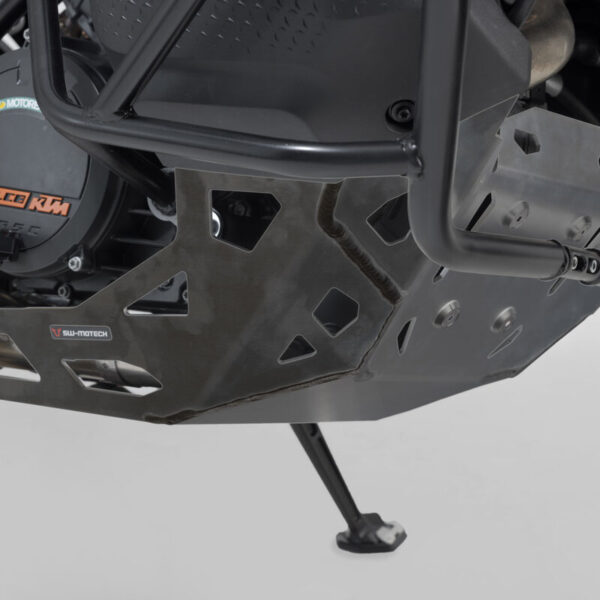 Ποδιά κινητήρα SW-MOTECH μαύρη για KTM 1290 Super Adventure – ανθεκτική και ειδικά σχεδιασμένη