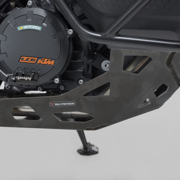 Ποδιά κινητήρα SW-MOTECH μαύρη για KTM 1290 Super Adventure – ανθεκτική και ειδικά σχεδιασμένη
