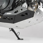 SW-MOTECH Ποδιά Κινητήρα Suzuki V-Strom 1000 Αλουμινίου – Ασημί/Μαύρο