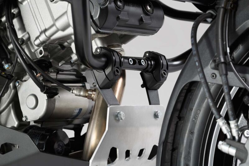 SW-MOTECH Ποδιά Κινητήρα Suzuki V-Strom 1000 Αλουμινίου – Ασημί/Μαύρο