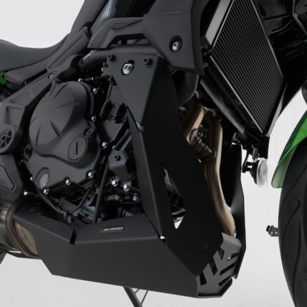 Μαύρη προστατευτική ποδιά SW-MOTECH για Kawasaki Versys 650 (2021–)