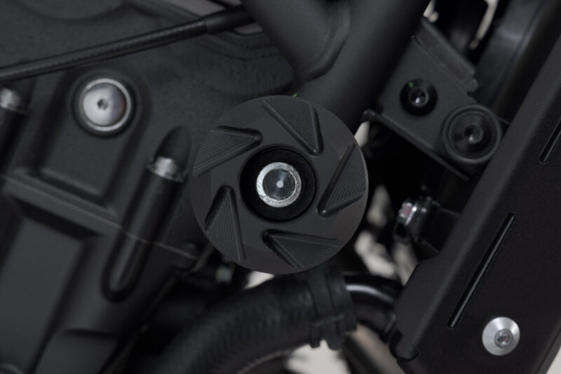 SW-MOTECH μαύρα μανιτάρια προστασίας για Yamaha XSR700 / XTribute με αλουμινένια βάση και κεφαλές πολυαμιδίου