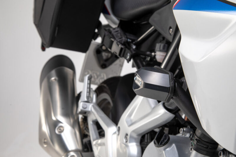 Μανιτάρια προστασίας SW-MOTECH για BMW G 310 R – μαύρα crash pads για καθημερινή προστασία και ανθεκτικότητα